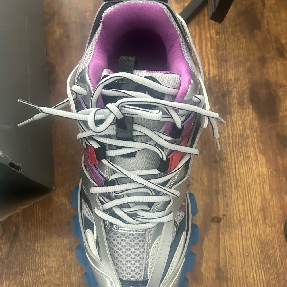 Stylish Women's Sneaker in Gray and Purple